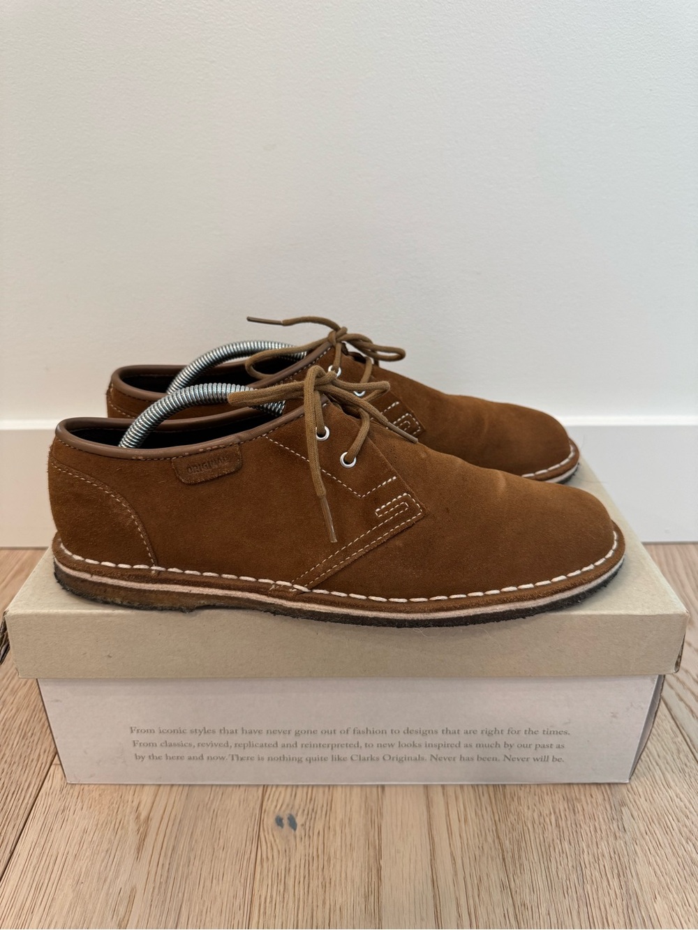 Clarks Men's Tan Suede Chukka Boots
